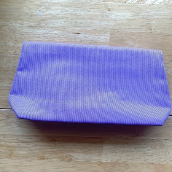 Brand New Clinique Toiletry/Makeup Bag - Picture 4 of 13